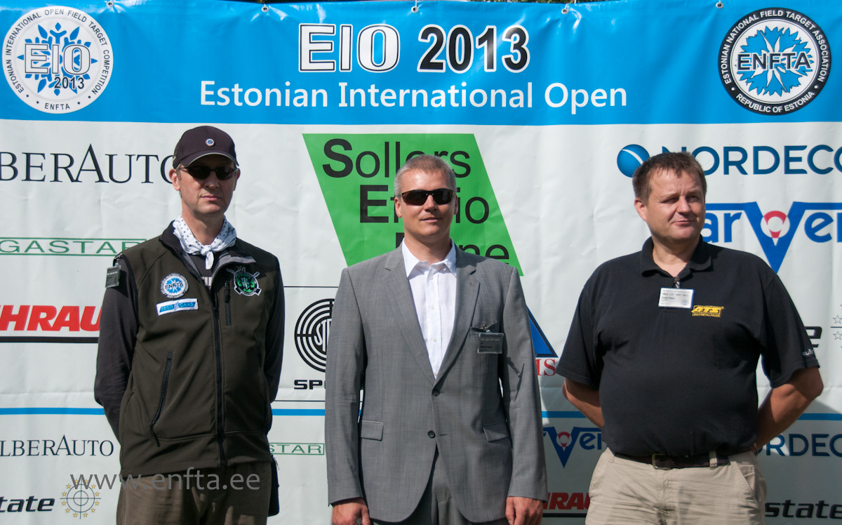 0037   organizer Kaidu Jalakas ja Deputy Mayor of Tartu Raimond Tamm and landowner Ormes Tamm